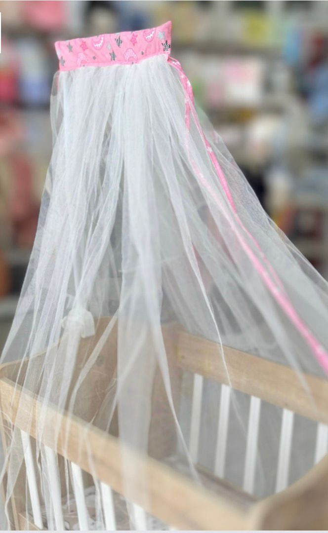 ناموسية سرير الأطفال المزخرفة