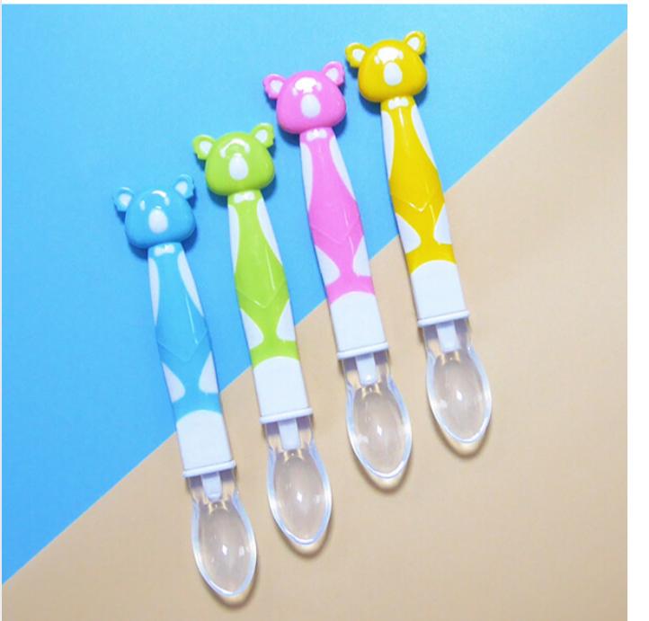 ملاعق السيليكون للإطعام