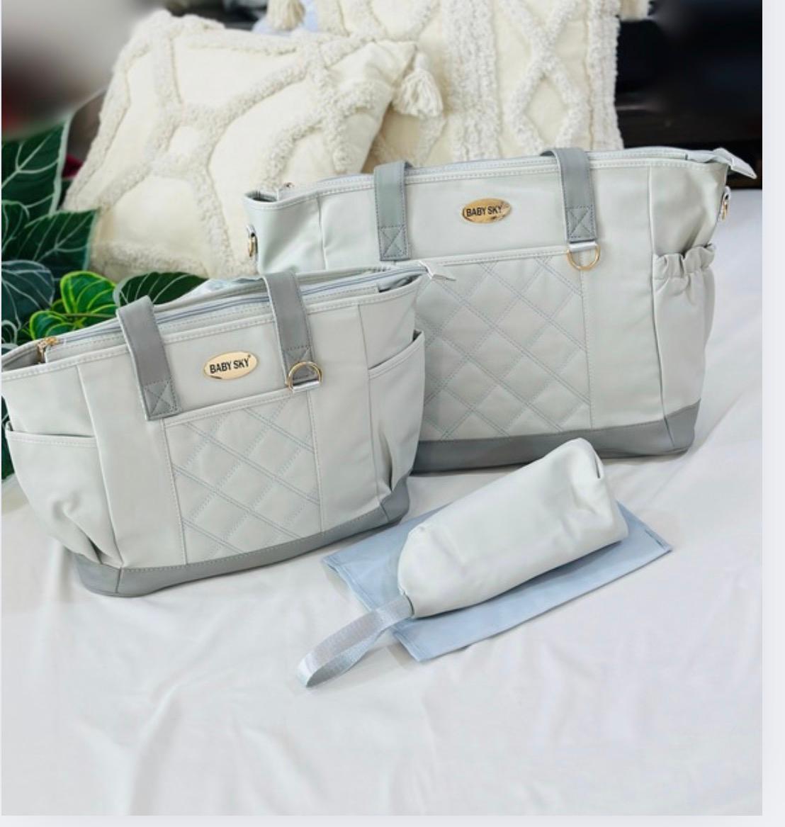 مجموعات حقائب الجلد