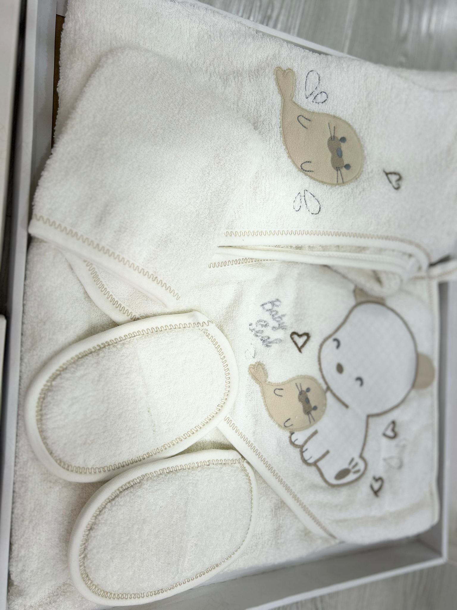 طقم برنُس الاستحمام المتكامل